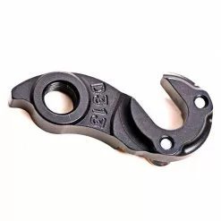 PILO D313 MBK/Saracen Derailleur Hanger -Bicycle Shop pilo d313 mbk saracen derailleur hanger 2