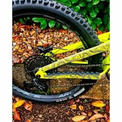 VHS 2.0 Slapper Chainstay Protector -Bicycle Shop vhs 2.0 slapper chainstay protector 10